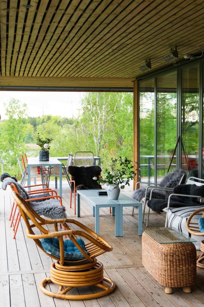 Bra häng ute på terrassen.